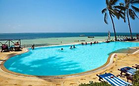 Diana Beach Villa spacious detached فيلا واسعه مستقله ديانا ONLY FAMILIES بيتش